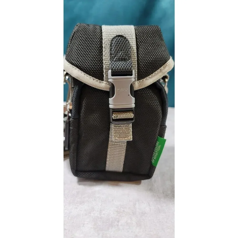 Vintage United Colors of Benetton Camera Carry Case Cross Body Zip Buckle